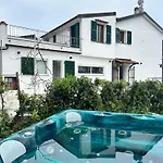 Il Mare Tra Gli Olivi Ferienhaus *