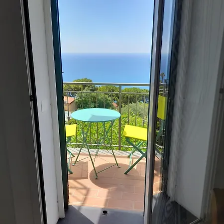 Il Mare Tra Gli Olivi Feriehus