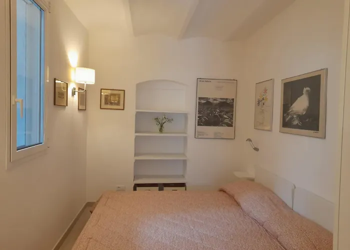 Il Mare Tra Gli Olivi * Ventimiglia