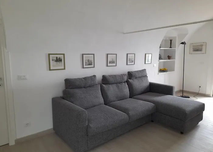 Il Mare Tra Gli Olivi *