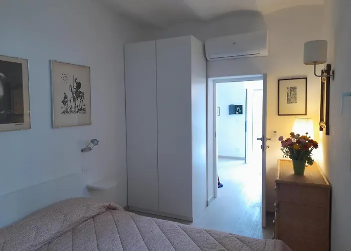 Il Mare Tra Gli Olivi *