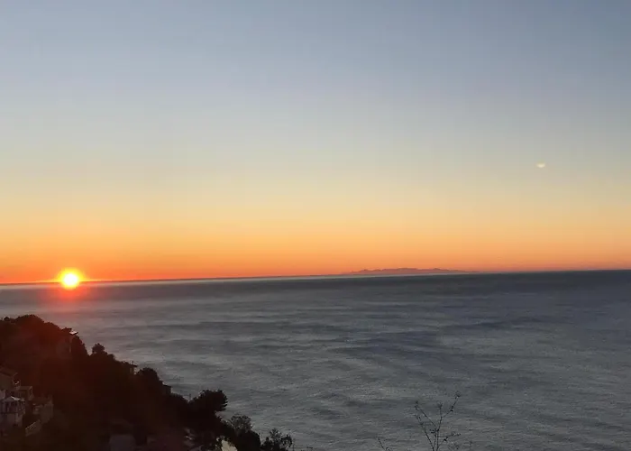 Il Mare Tra Gli Olivi Feriehus Ventimiglia