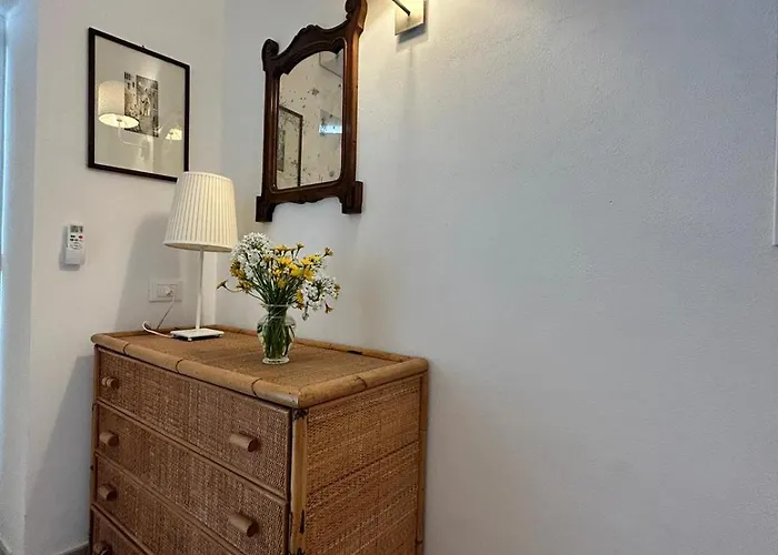 Il Mare Tra Gli Olivi *